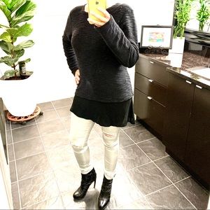 DONATED Black knot tunic  / Sz L